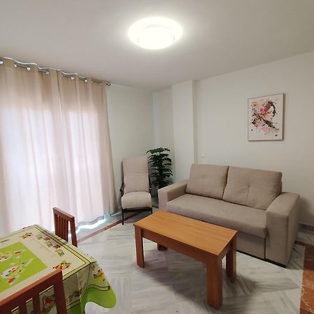 Apartamentos Seneca Junto Al Centro Málaga Exteriör bild