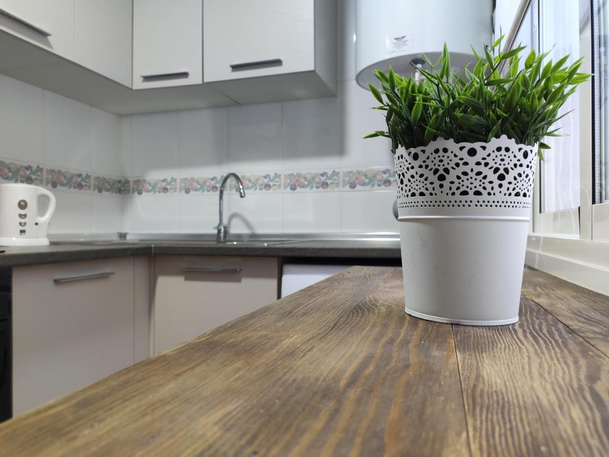 Apartamentos Seneca Junto Al Centro Málaga Exteriör bild