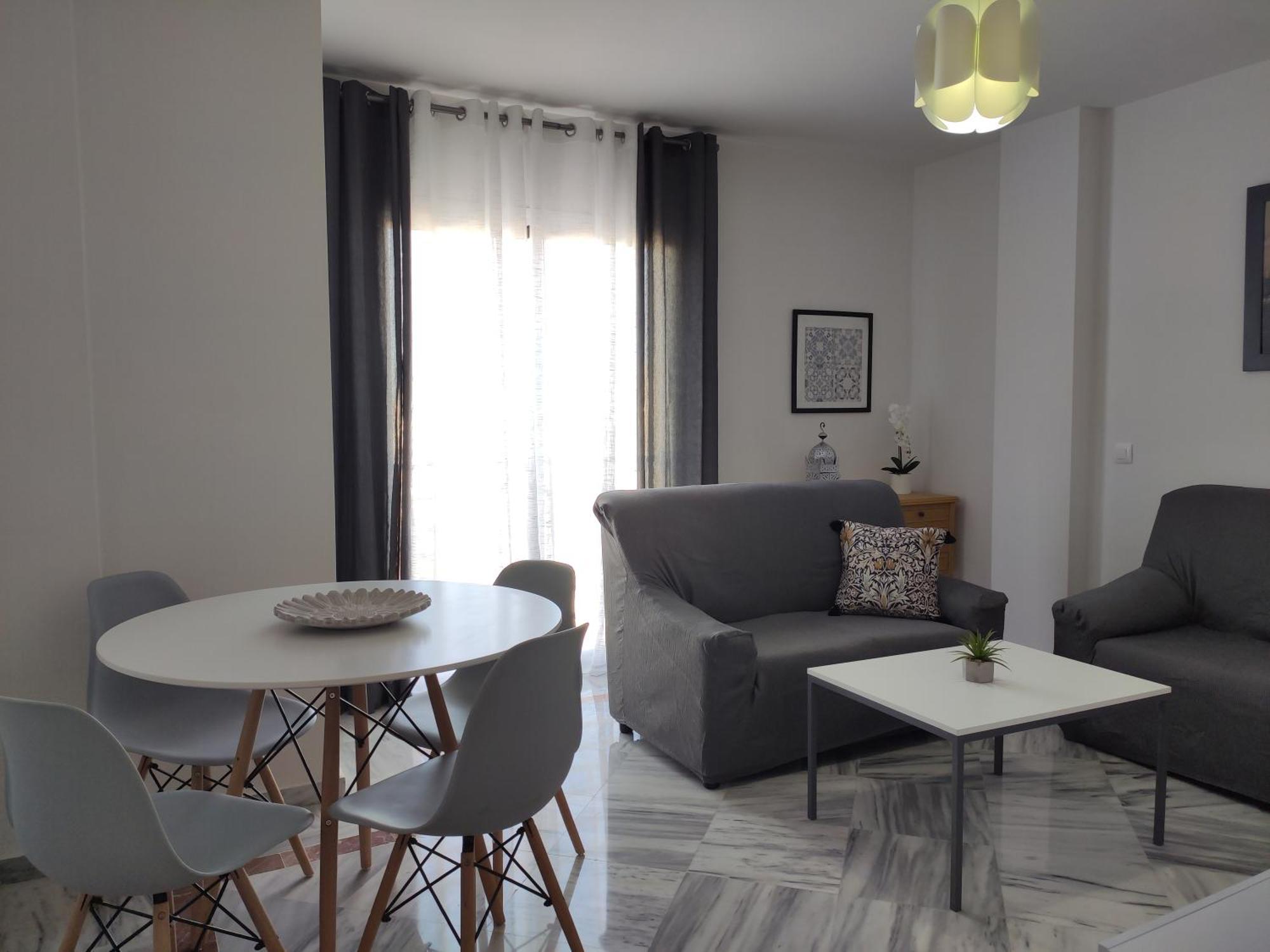 Apartamentos Seneca Junto Al Centro Málaga Exteriör bild
