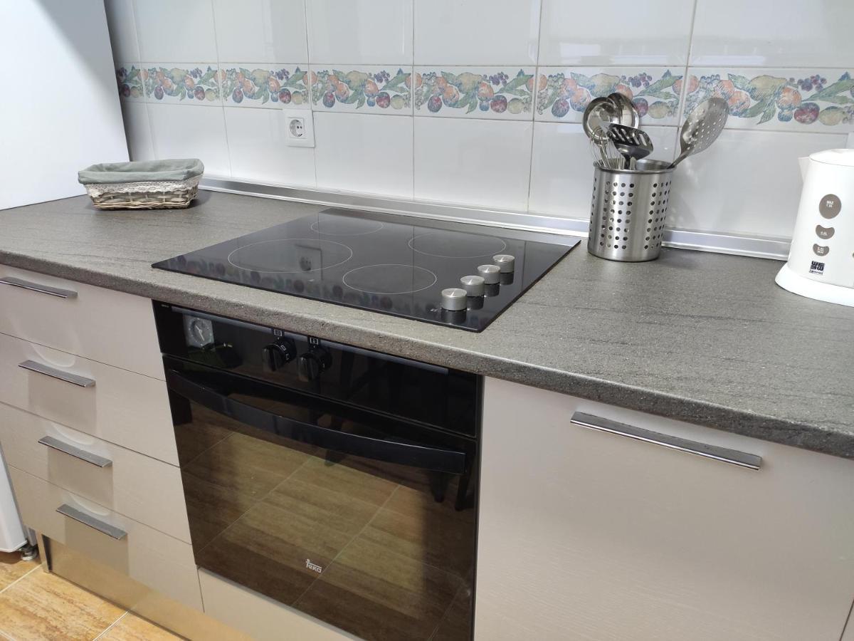 Apartamentos Seneca Junto Al Centro Málaga Exteriör bild