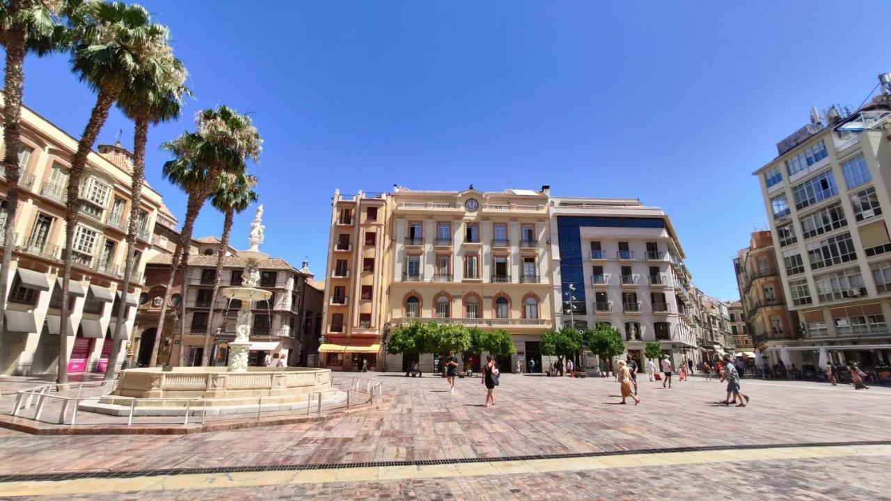 Apartamentos Seneca Junto Al Centro Málaga Exteriör bild