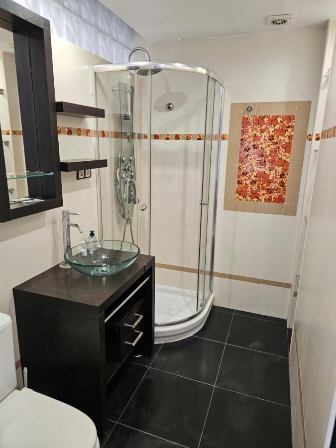 Apartamentos Seneca Junto Al Centro Málaga Exteriör bild
