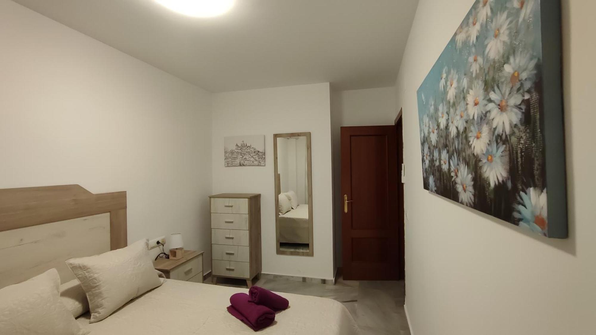 Apartamentos Seneca Junto Al Centro Málaga Exteriör bild